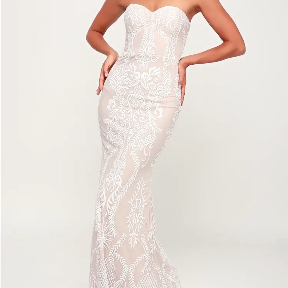 You belong with me lace strapless maxi dress